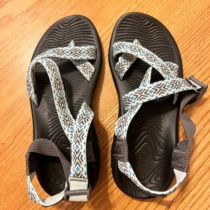 Womens 1 strap Chacos